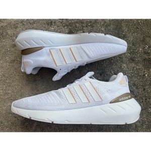 Adidas Swift Run New Size 11
